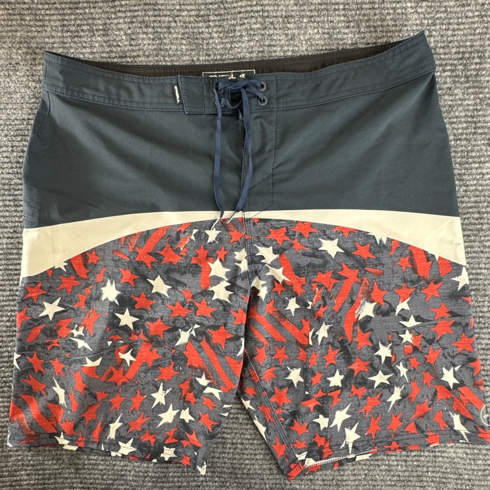 O'Neill Hyperfreak Mens NWOT 34 Board Shorts USA Flag Stars Stripes Stretch Surf